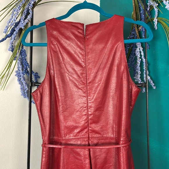 Size 6 Kenneth Cole Red 100% Leather Dress - Picture 6 of 7